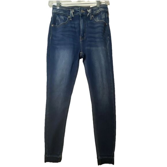 NEW NWT Women's KanCan HighRise Skinny Jeans Size 3/25 - Picture 1 of 8